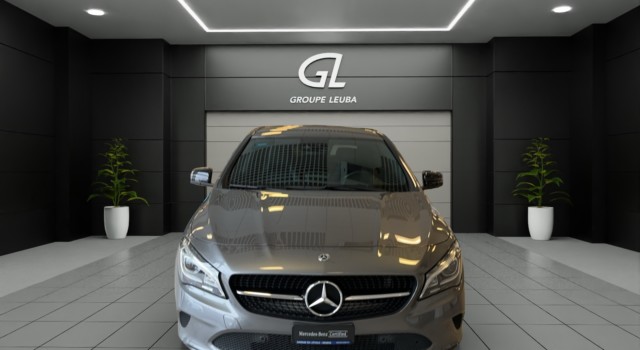 MERCEDES-BENZ CLA 200 Night Star