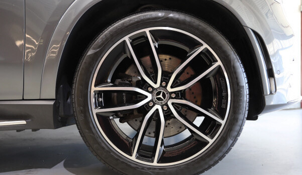 MERCEDES-BENZ GLE 450 4Matic AMG Line 9G-Tronic