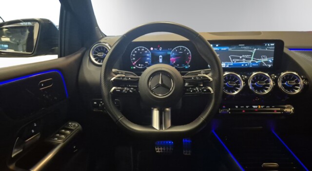 MERCEDES-BENZ B 200 AMG Line 7G-DCT
