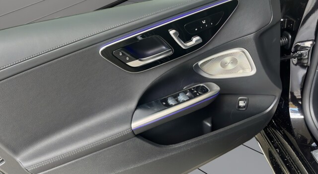 MERCEDES-BENZ C 300 4 Matic