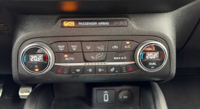 FORD FOCUS 1.0 SCTi ST Line