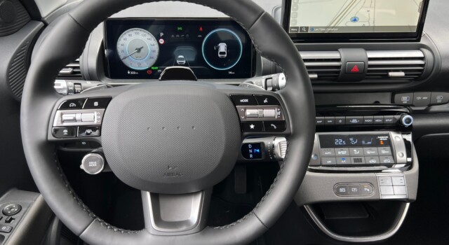 HYUNDAI INSTER 49kWh Amplia