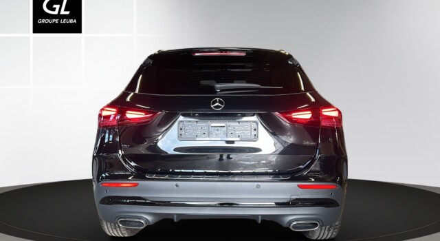MERCEDES-BENZ GLA 220 4Matic 8G-DCT