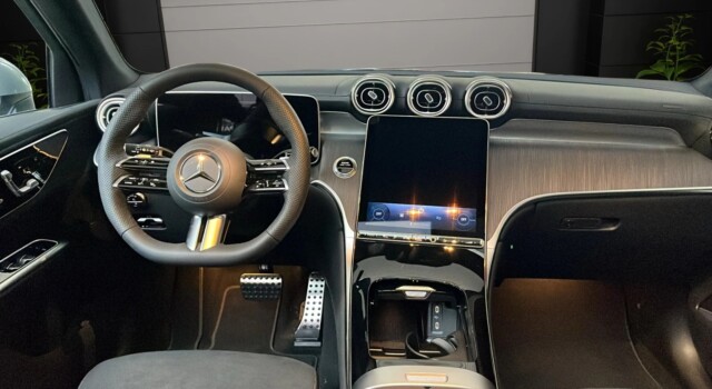 MERCEDES-BENZ GLC 400 e 4Matic EQ Star 9G-Tronic