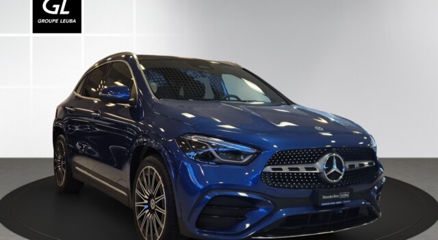 MERCEDES-BENZ GLA 200 Night Star 7G-DCT