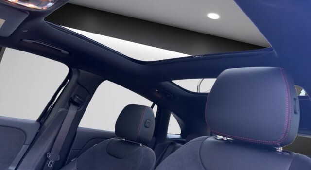 MERCEDES-BENZ GLA 220 4Matic 8G-DCT