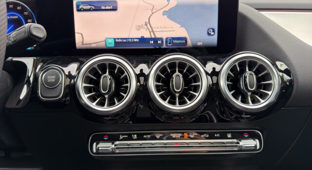 MERCEDES-BENZ EQA 350 66,5 kWh 4Matic Excellence