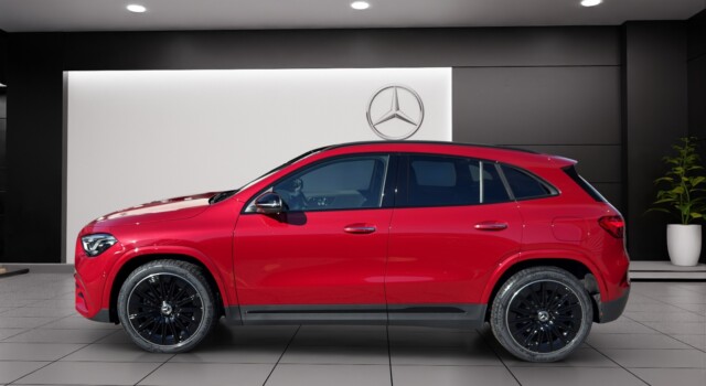 MERCEDES-BENZ GLA 220 4Matic 8G-DCT
