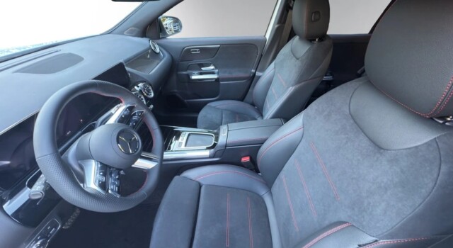 MERCEDES-BENZ GLA 250 e EQ Star 8G-DCT