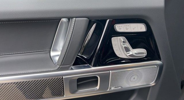 MERCEDES-BENZ G 63 AMG 9G-Tronic