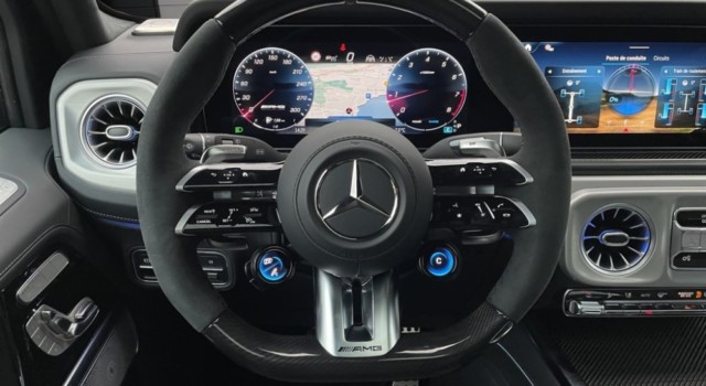 MERCEDES-BENZ G 63 AMG 9G-Tronic