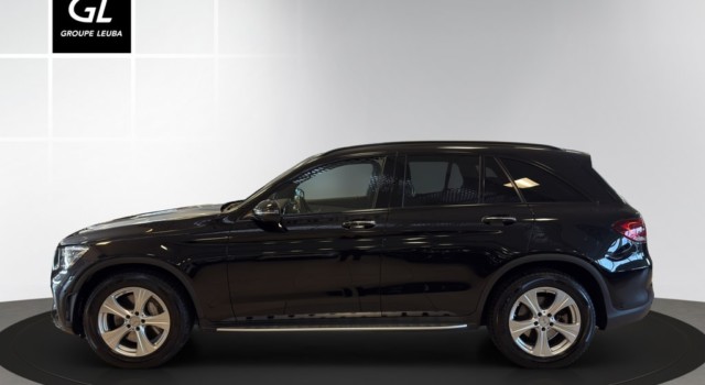 MERCEDES-BENZ GLC 300 AMG Line 4Matic