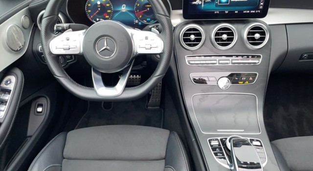 MERCEDES-BENZ C 200 AMG Line Cabriolet 4Matic 9G-Tronic