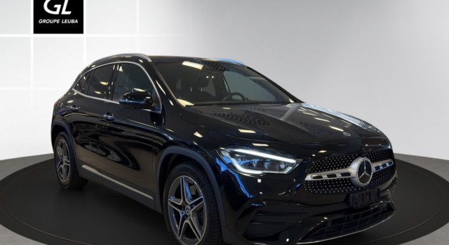 MERCEDES-BENZ GLA 250 AMG Line 4Matic