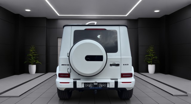 MERCEDES-BENZ G 63 AMG 9G-Tronic