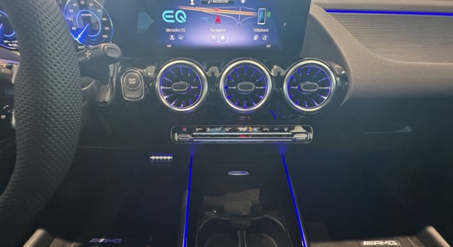 MERCEDES-BENZ EQA 350 66,5 kWh 4Matic Excellence