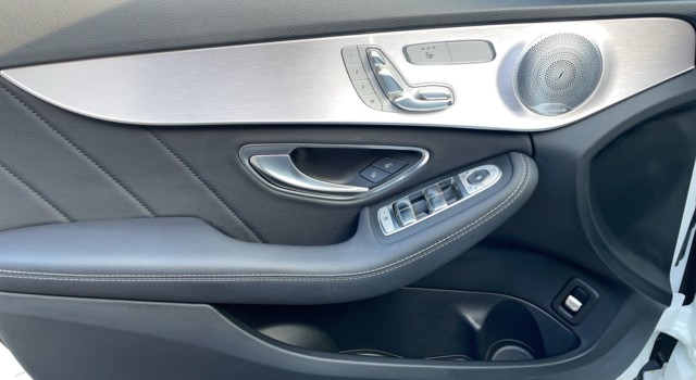 MERCEDES-BENZ C 200 4Matic AMG Line 9G-Tronic