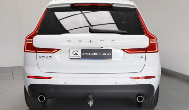 VOLVO XC60 T8 eAWD Momentum
