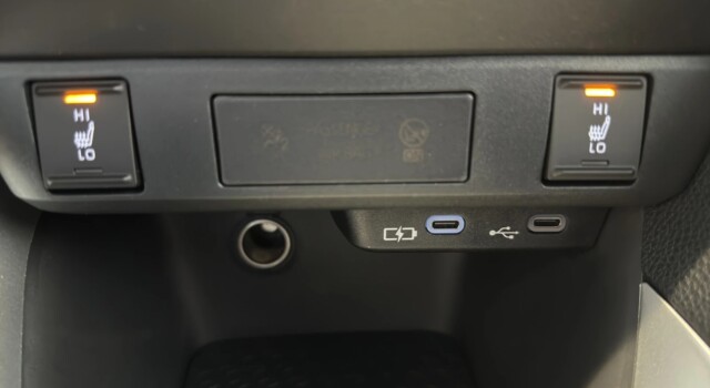 MAZDA 2 Hybrid Exclusive-line
