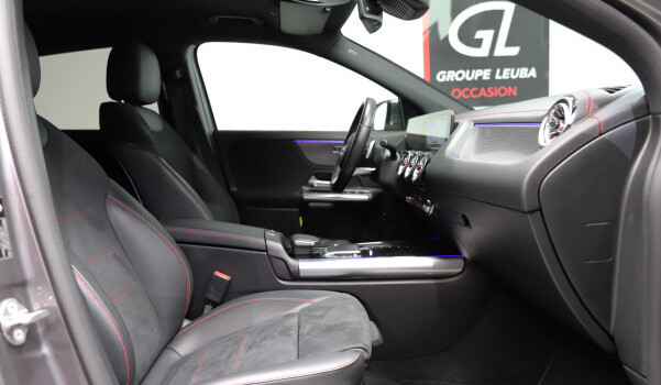 MERCEDES-BENZ EQA 250 AMG Line