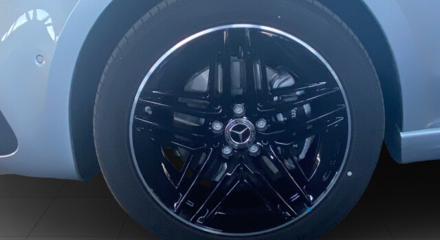 MERCEDES-BENZ V 300 d lang Swiss Edition 4Matic 9G-Tronic