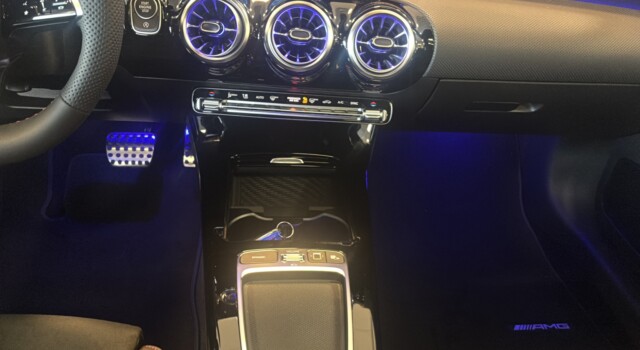 MERCEDES-BENZ A 200 Night Star 7G-DCT