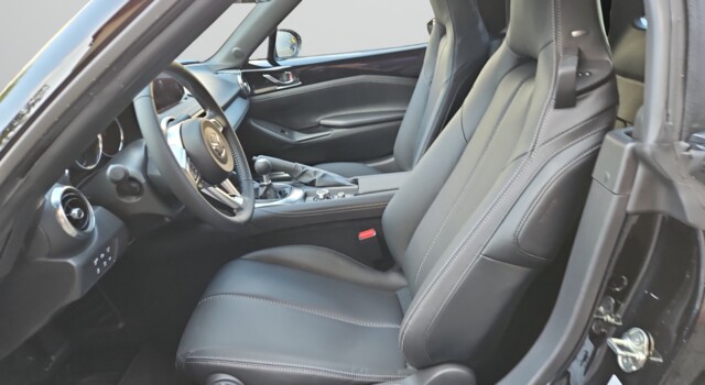 MAZDA MX-5 Skyactiv-G 184 Exclusive-line