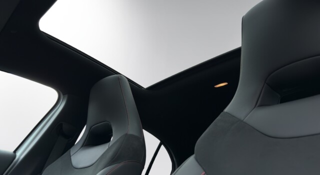 MERCEDES-BENZ A 220 4Matic 8G-DCT