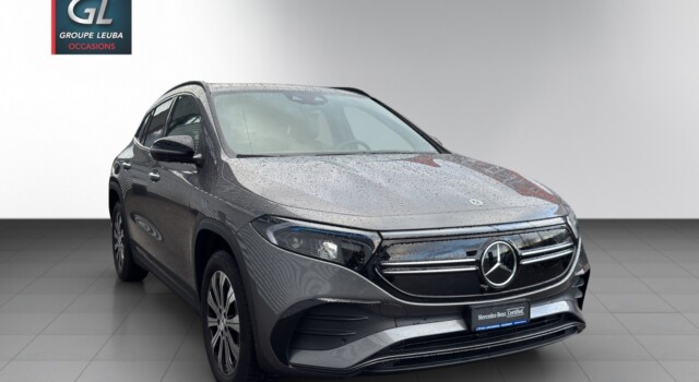 MERCEDES-BENZ EQA 300 AMG Line 4Matic