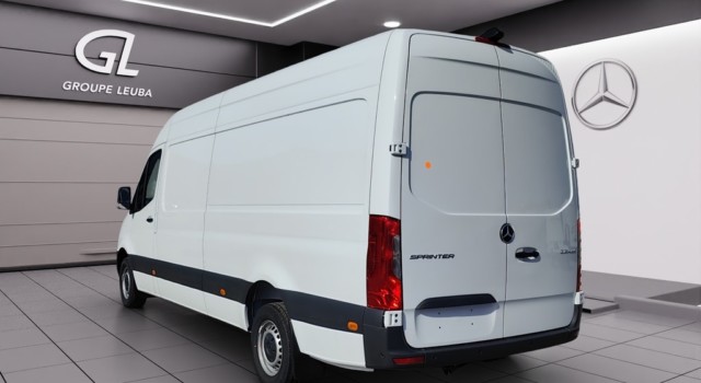 MERCEDES-BENZ Sprinter 319 CDI Lang 9G-TRONIC