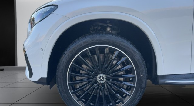 MERCEDES-BENZ GLC 300 4Matic 9G-Tronic