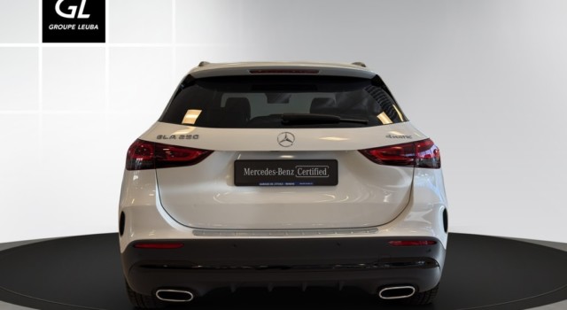 MERCEDES-BENZ GLA 250 AMG Line 4Matic