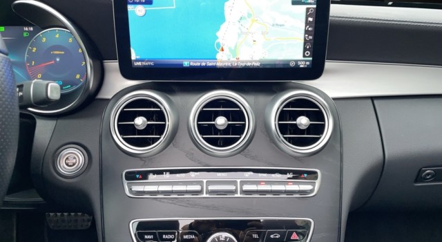 MERCEDES-BENZ C 200 AMG Line Cabriolet 4Matic 9G-Tronic