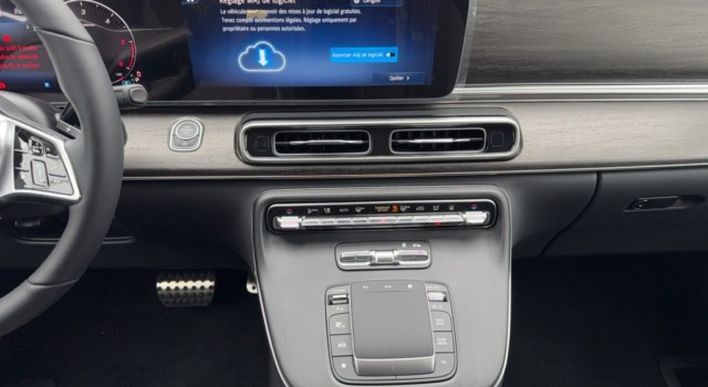 MERCEDES-BENZ MARCO POLO 300 d Automat