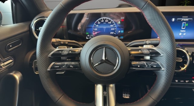 MERCEDES-BENZ A 250 4Matic 8G-DCT