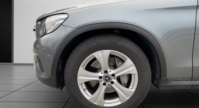 MERCEDES-BENZ GLC 300 4Matic Exclusive 9G-Tronic