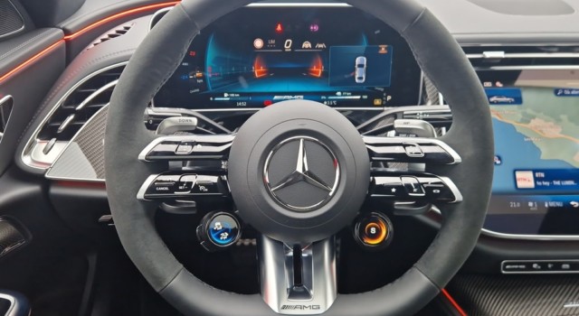 MERCEDES-BENZ E 53 AMG E 53 Hybrid 4Matic+ 9G-Tronic