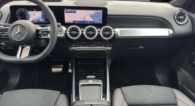 MERCEDES-BENZ GLB 250 4Matic 8G-Tronic