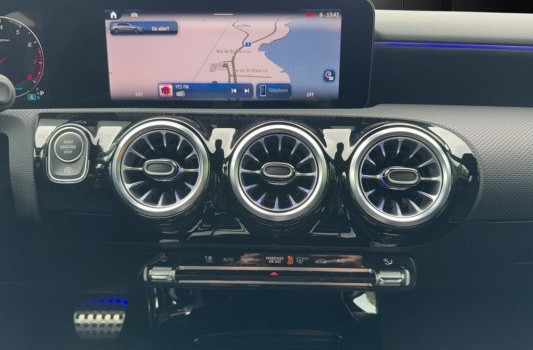 MERCEDES-BENZ A 220 4Matic 8G-DCT