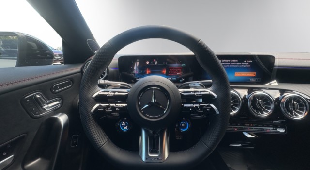MERCEDES-BENZ CLA 35 AMG 4Matic 8G-DCT