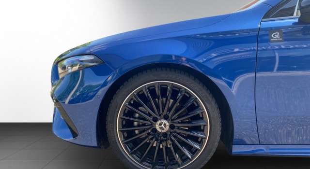 MERCEDES-BENZ A 200 Night Star 7G-DCT