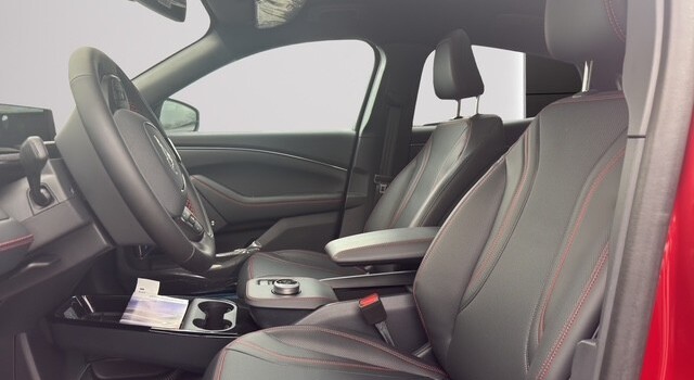 FORD MUSTANG MACH-E Premium AWD 91 kWh