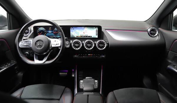 MERCEDES-BENZ EQA 250 AMG Line