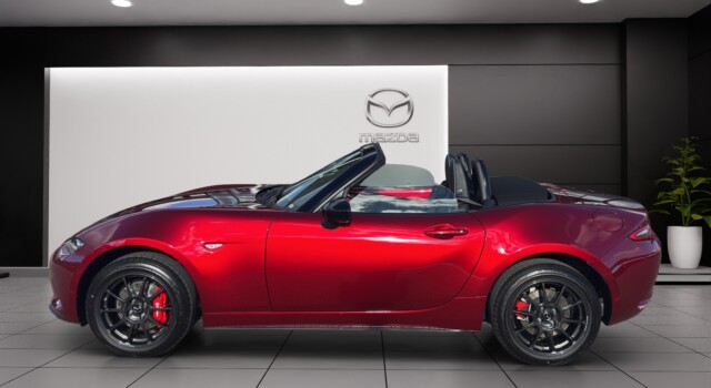 MAZDA MX-5 Skyactiv-G 132 Homura