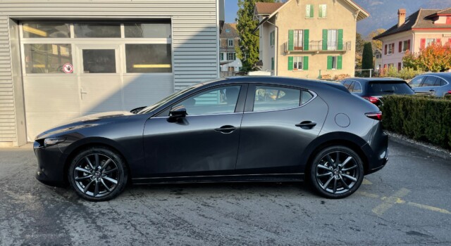 MAZDA 3 Hatchback SKYACTIV-G M Hybrid 140 Centre Line Automat