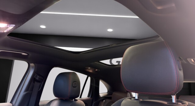 MERCEDES-BENZ GLA 250 e AMG Line 8G-DCT