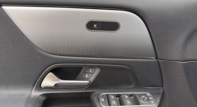 MERCEDES-BENZ GLA 250 AMG Line 4Matic