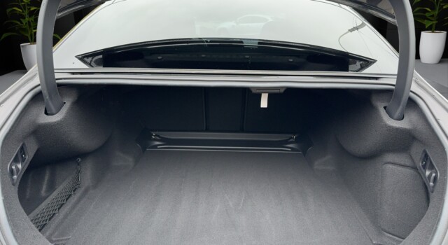 MERCEDES-BENZ E 220 d 4Matic AMG Line 9G-Tronic