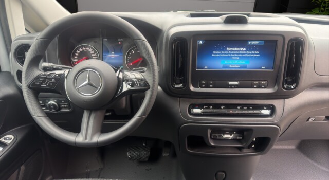 MERCEDES-BENZ VITO 114 KA PRO 3200mm L WORKER