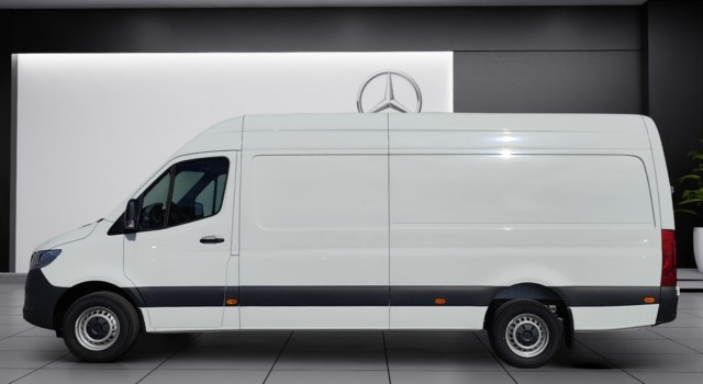 MERCEDES-BENZ Sprinter 319 CDI Lang 9G-TRONIC